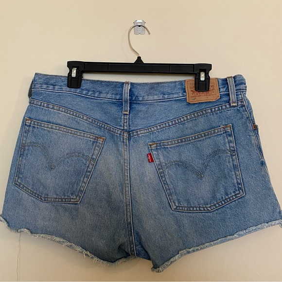 Levi’s 501 High Rise Cutoff Shorts 31 - Picture 2 of 5